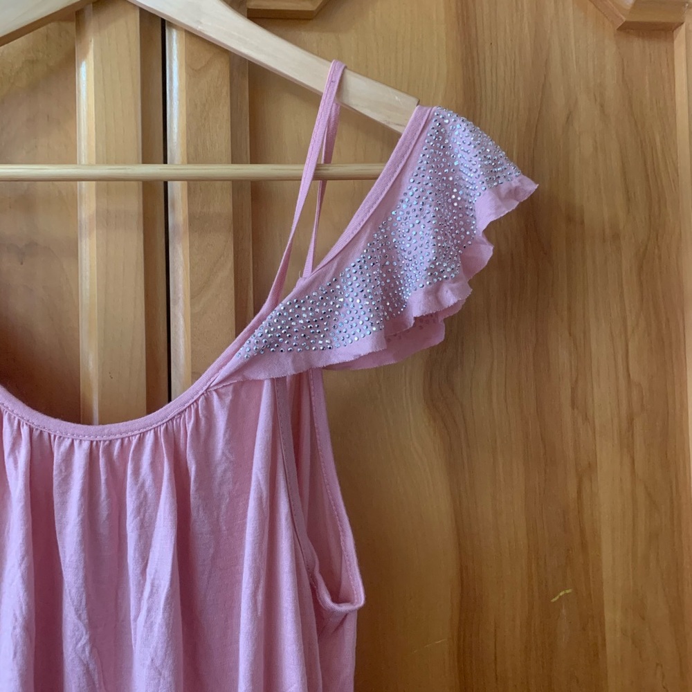 Pink top - Picture 4 of 9